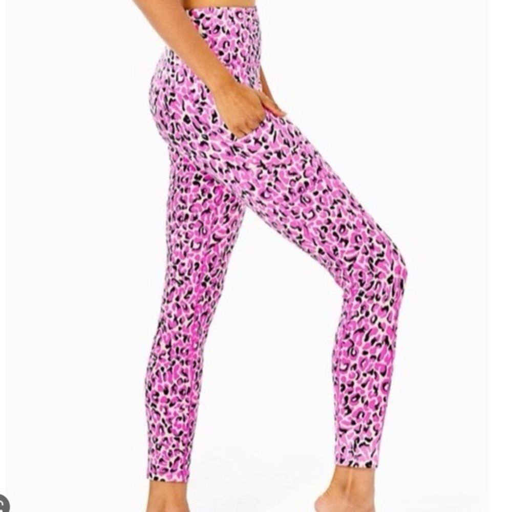 Lilly Pulitzer Luxletic UPF 50+ Weekender High Rise Legging Animal M Active